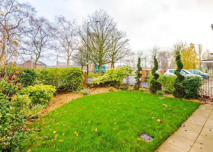 Stylish 3-bedroom House - Brand New