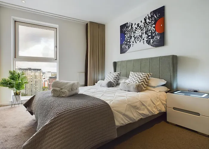 Amazing Skyline Views 3br Duplex With Free Parking