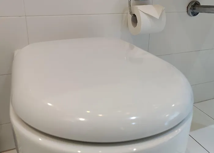 Spacious Homely Near Ao Arena And Shopping Centre With 500mbps Internet & Netflix Apartmán