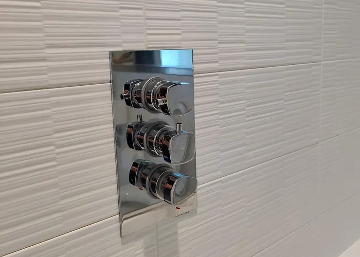 Spacious Homely Near Ao Arena And Shopping Centre With 500mbps Internet & Netflix Appartement Manchester