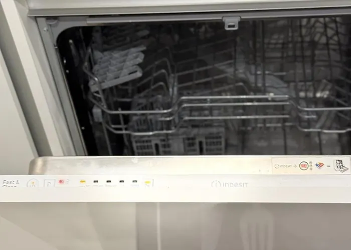 2br Duplex In Salford Mcr Sleeps4 Video In Photos Lägenhet