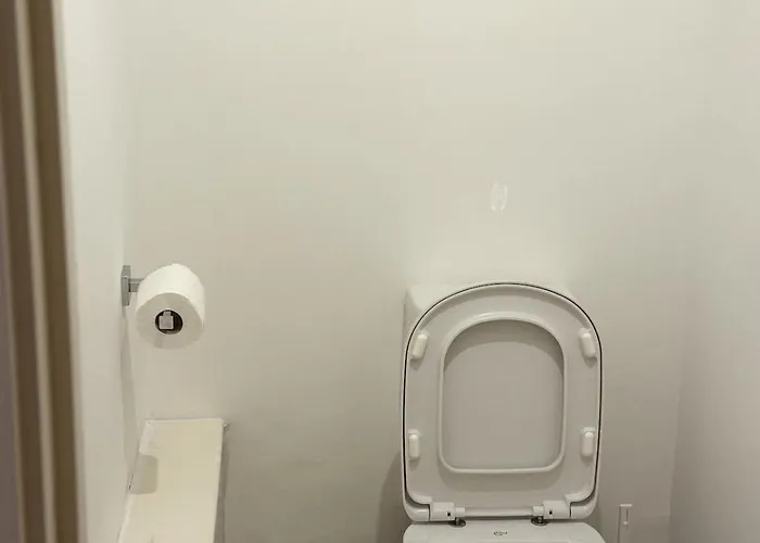 2br Duplex In Salford Mcr Sleeps4 Video In Photos 아파트 *