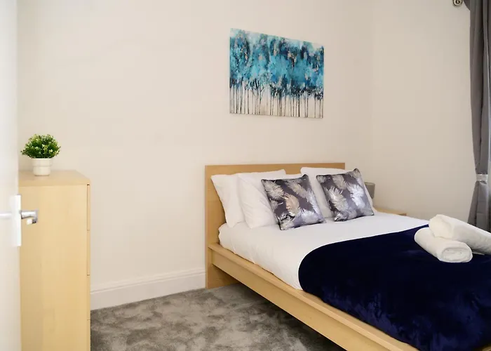 아파트 Aqua Springs, 2 Bedroom Sofa Bed, Sleeps 6, 1st Floor Apartment, Near Didsbury *