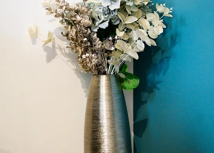 Aqua Springs, 2 Bedroom Sofa Bed, Sleeps 6, 1st Floor Apartment, Near Didsbury Apartament