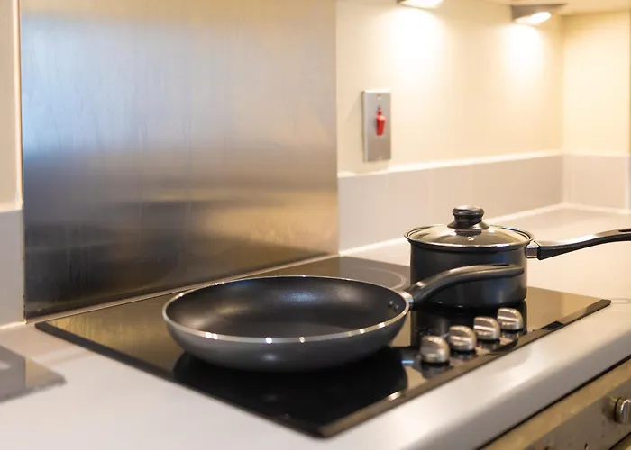 Luxury 2 Bed Ensuite Apartment In Deansgate 1 Min Walk To Commercial Area *