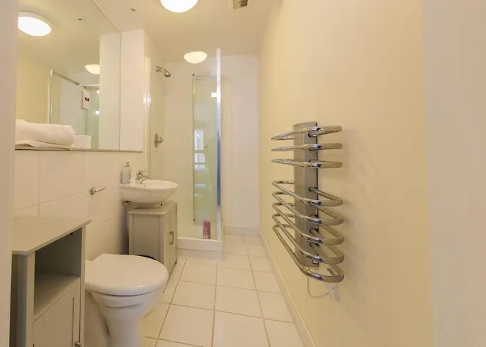 Luxury 2 Bed Ensuite Apartment In Deansgate 1 Min Walk To Commercial Area Apartment