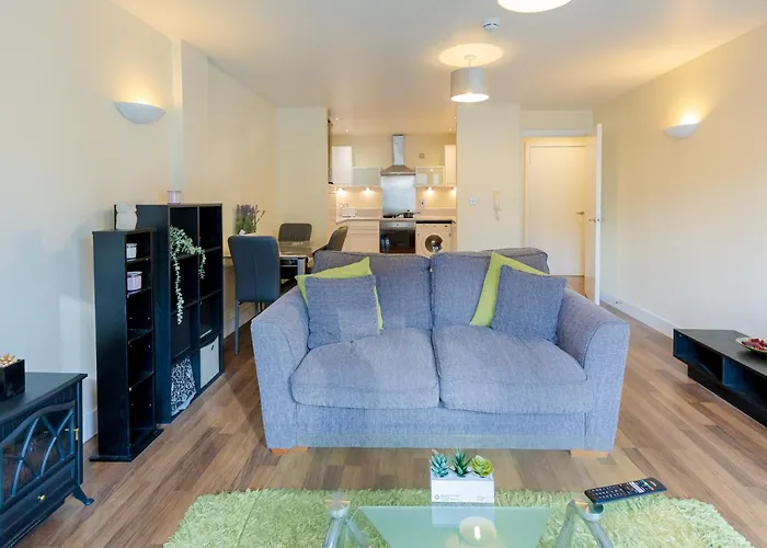 Luxury 2 Bed Ensuite Apartment In Deansgate 1 Min Walk To Commercial Area