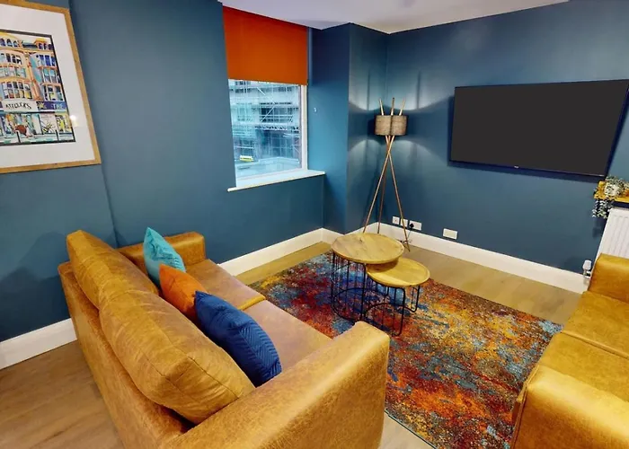 3br, Song Lyrics Theme, Self Check-in Appartement