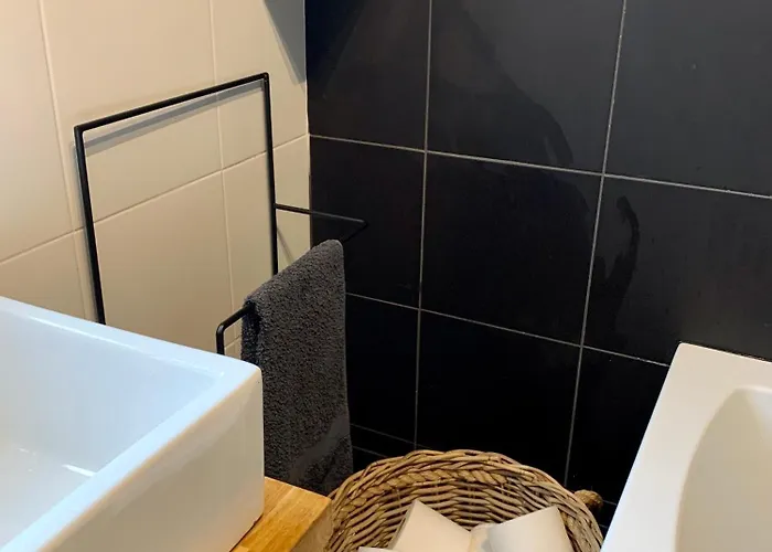 Stylish Comfortable With Free Parking Appartement Manchester