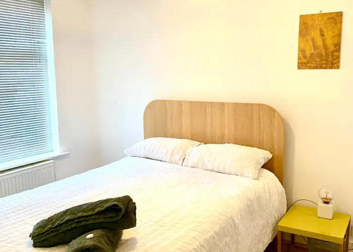 Stylish Comfortable With Free Parking Appartement
