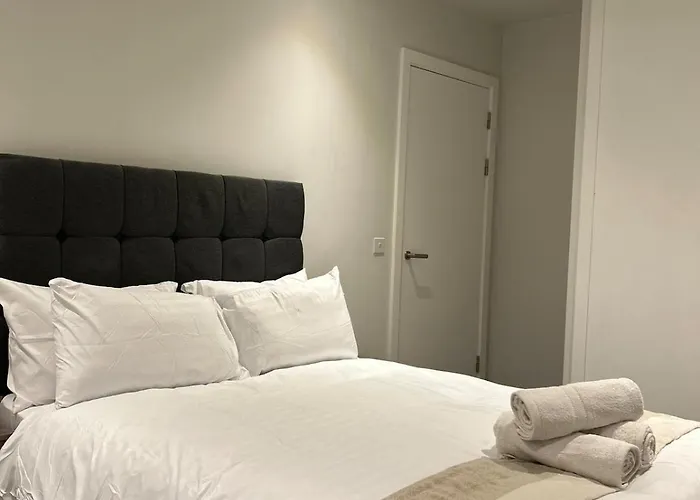 Apartament Spacious Terrace Gym Free Parking