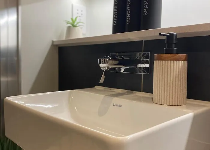 Spacious Terrace Gym Free Parking Daire *