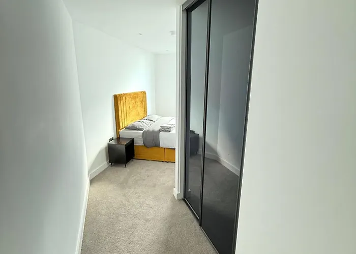 3bed Sleeps 6 - With Wifi * Mánchester