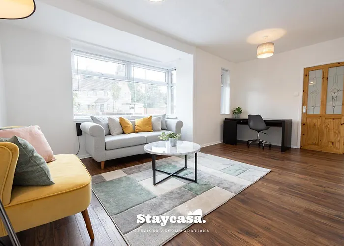 Spacious Cosy Cove With Large Driveway And Garden * 위더셔