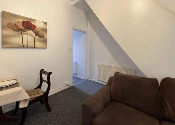 Amazing And Immaculate 2-bed House In *