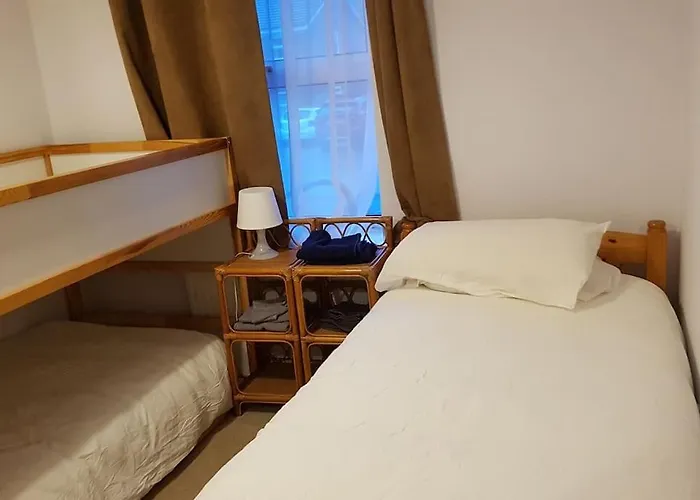 An Oasis Of Calm Next To M'cr Centre + Parking Tatil Evi