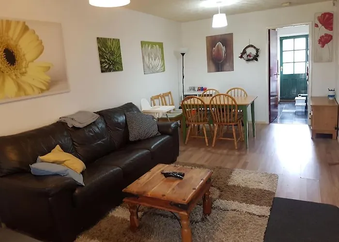 Tatil Evi An Oasis Of Calm Next To M'cr Centre + Parking *