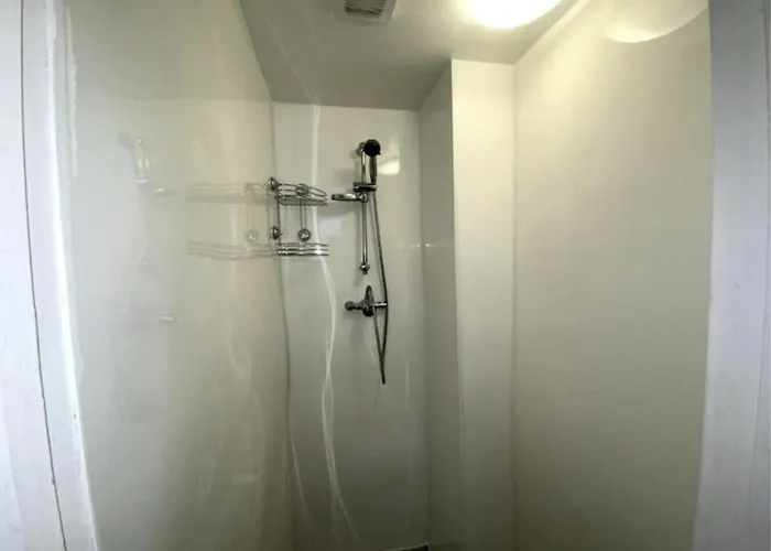 Png - Abernant Shared Facilities *