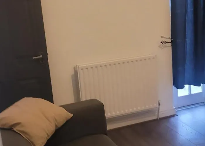 21 Decent Homes * Manchester