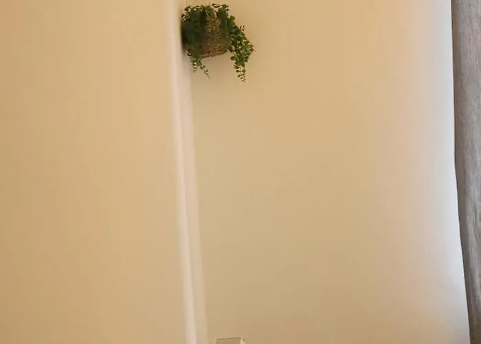 21 Decent Homes * Manchester