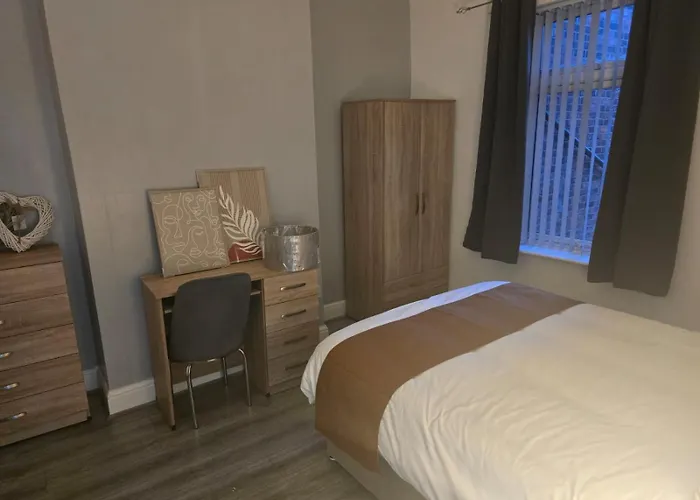 Alma Co-living - Private Self-cater *