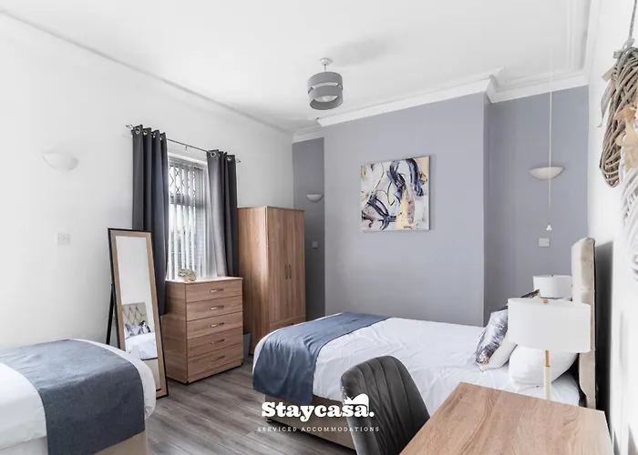 Tatil Evi Alma Co-living - Private Self-cater Manchester