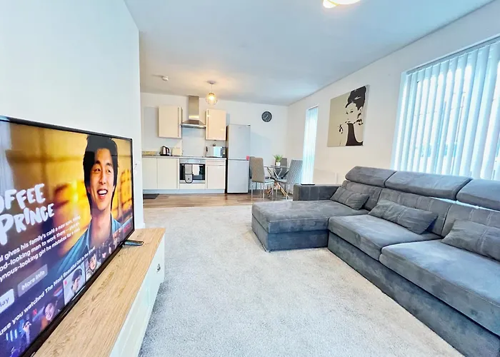 아파트 Spacious 2 Bedroom Groundfloor