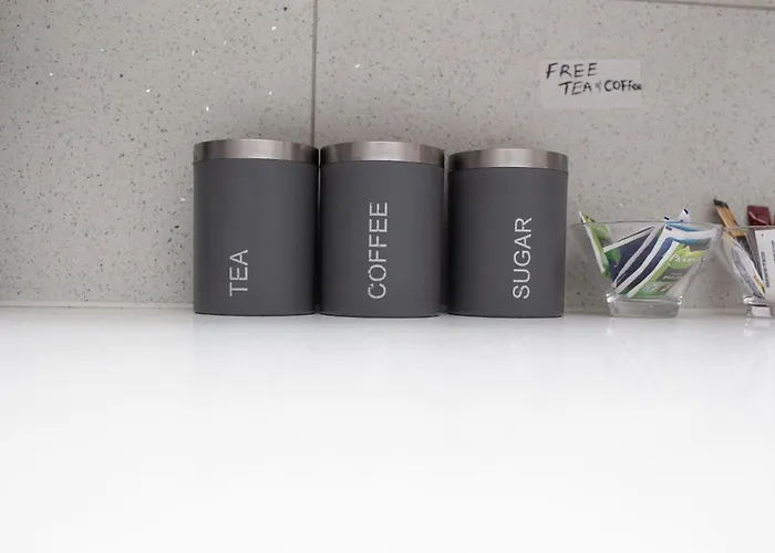 بيت للعطل The Grey Mansion