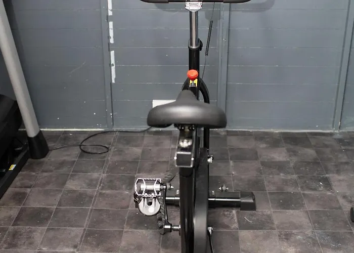 The Grey Mansion * مانشستر