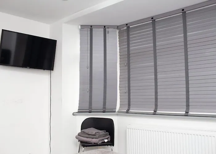 The Grey Mansion * Manchester