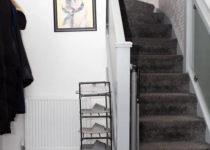 The Grey Mansion * Manchester