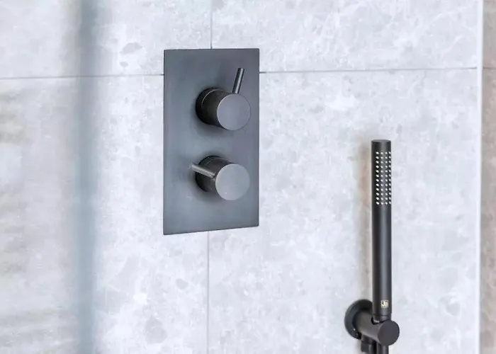 아파트 Urban Base, Stone's Throw From Attractions