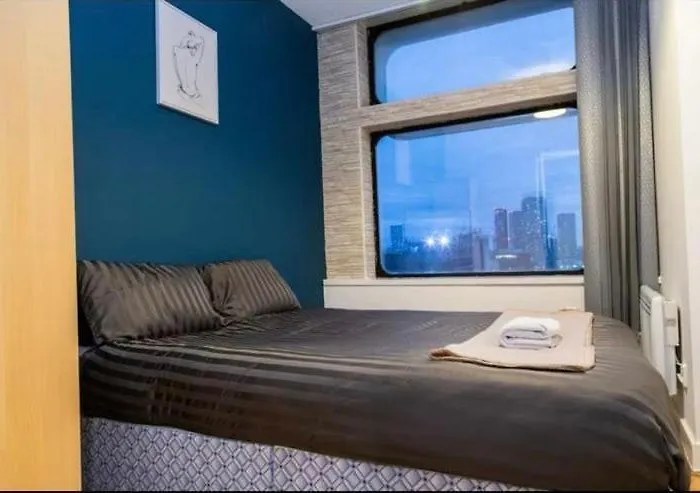 High-floor 2br In Heart Apartament Manchester