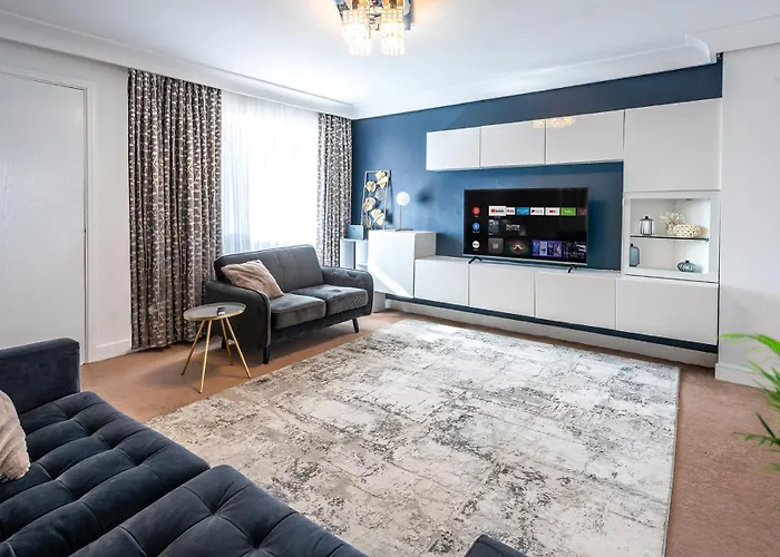 Apartamento Modern Near Etihad, Coop Live *