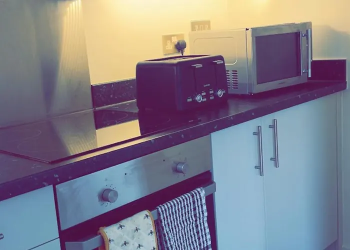 Mvp Luxury * Manchester