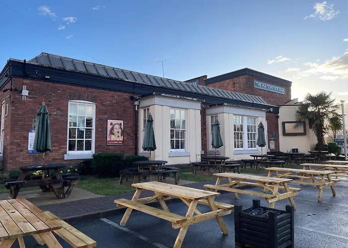 Modern & Cosy With Balcony, Near Media Centre & Old Trafford Stadium 아파트 맨체스터