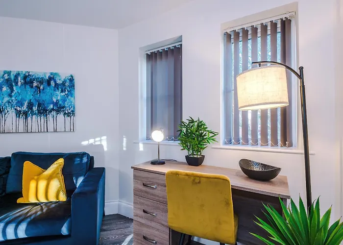 New!- Gorton Place By Greenstay Serviced - 4 Bed 3 Bath House In - Free Parking - Fast 250 Mbps Wi-fi - Ideal For Contractors, Business Travellers & Relocations - Close To Centre, Airport, Etihad Stadium - Long Wel * マンチェスター