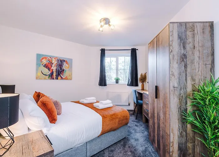 New!- Gorton Place By Greenstay Serviced - 4 Bed 3 Bath House In - Free Parking - Fast 250 Mbps Wi-fi - Ideal For Contractors, Business Travellers & Relocations - Close To Centre, Airport, Etihad Stadium - Long Wel * マンチェスター