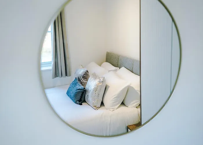 New!- Gorton Place By Greenstay Serviced - 4 Bed 3 Bath House In - Free Parking - Fast 250 Mbps Wi-fi - Ideal For Contractors, Business Travellers & Relocations - Close To Centre, Airport, Etihad Stadium - Long Wel Dom wakacyjny *