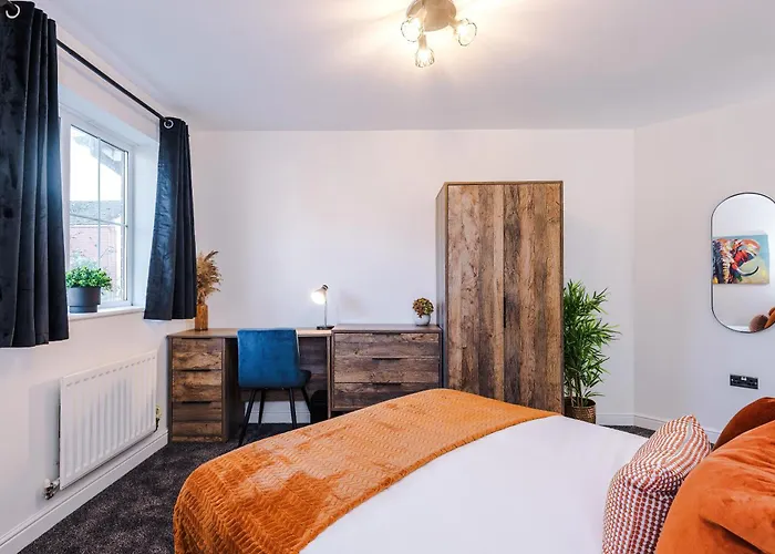 Dom wakacyjny New!- Gorton Place By Greenstay Serviced - 4 Bed 3 Bath House In - Free Parking - Fast 250 Mbps Wi-fi - Ideal For Contractors, Business Travellers & Relocations - Close To Centre, Airport, Etihad Stadium - Long Wel *