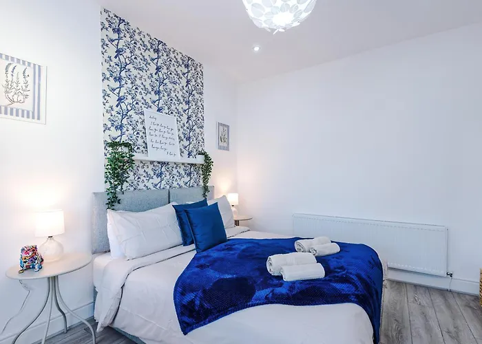 Apartment 3Br House In Salford Near Manchester City Centre