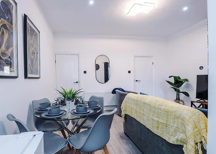 3Br House In Salford Near Manchester City Centre Lejlighed *