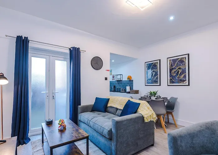 Apartment 3Br House In Salford Near Manchester City Centre