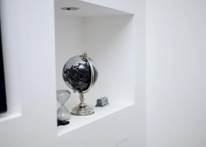 Cozy Place In Salford, Sleeps 8, 4 Bedroom, 5 Beds * 맨체스터