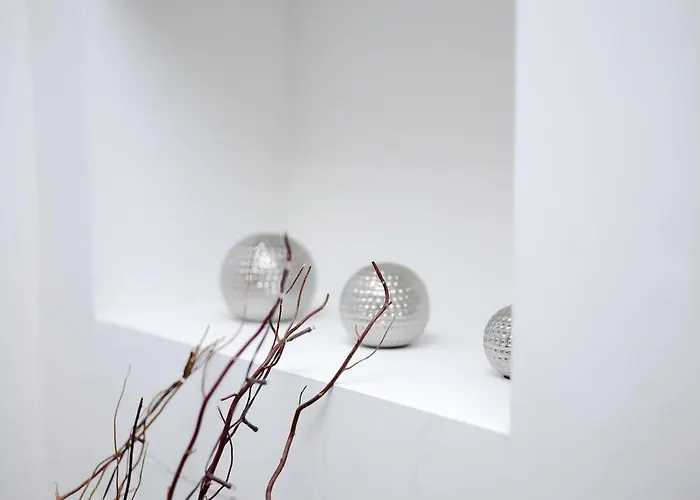 Cozy Place In Salford, Sleeps 8, 4 Bedroom, 5 Beds 맨체스터