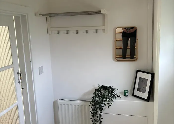 Blackley Rustic Gem A Suburb Hideaway Holiday home