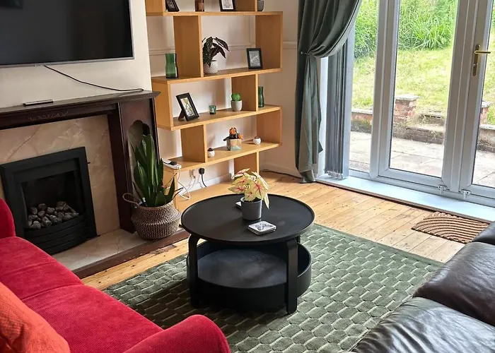 Blackley Rustic Gem A Suburb Hideaway *