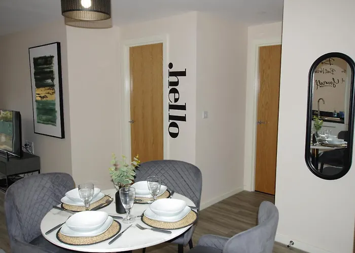 2 Bed 2 Bath Close To Ctre Sleeps 5 -free Parking *