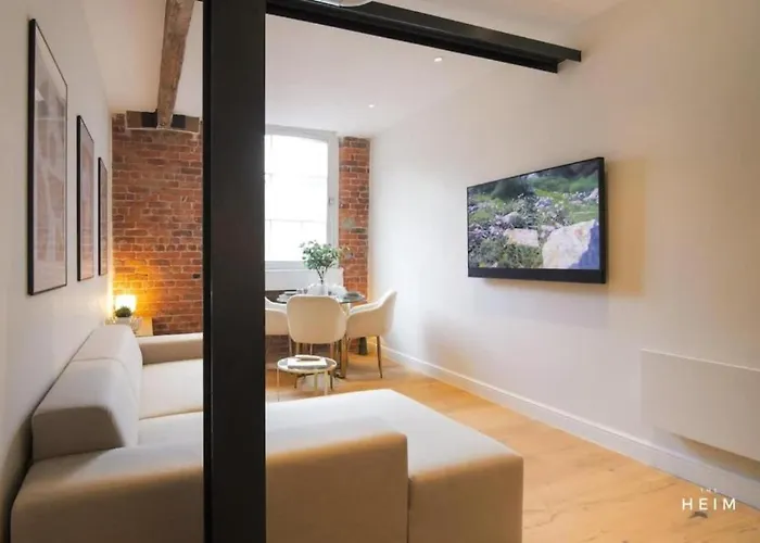 Aria At The Heim Manchester