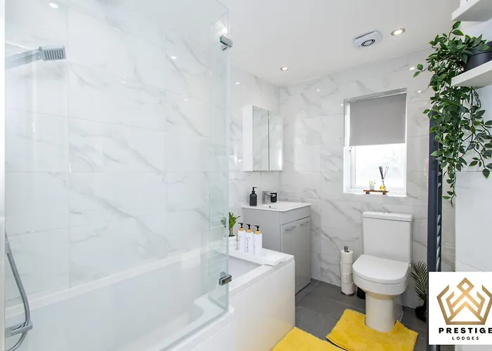 Manchester, Centre, House, Parking, Garden, M60